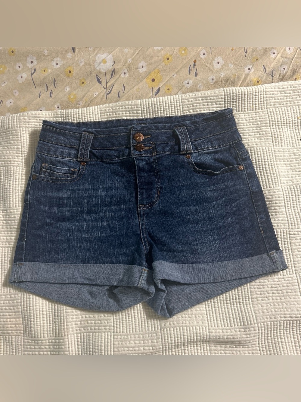 Women's Dark Blue Denim Cuffed Shorts size 1